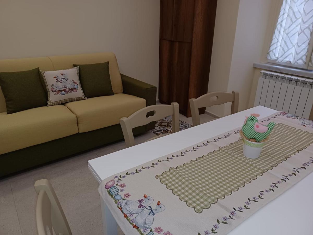 Dimora Lazzarella Apartment Naples Luaran gambar