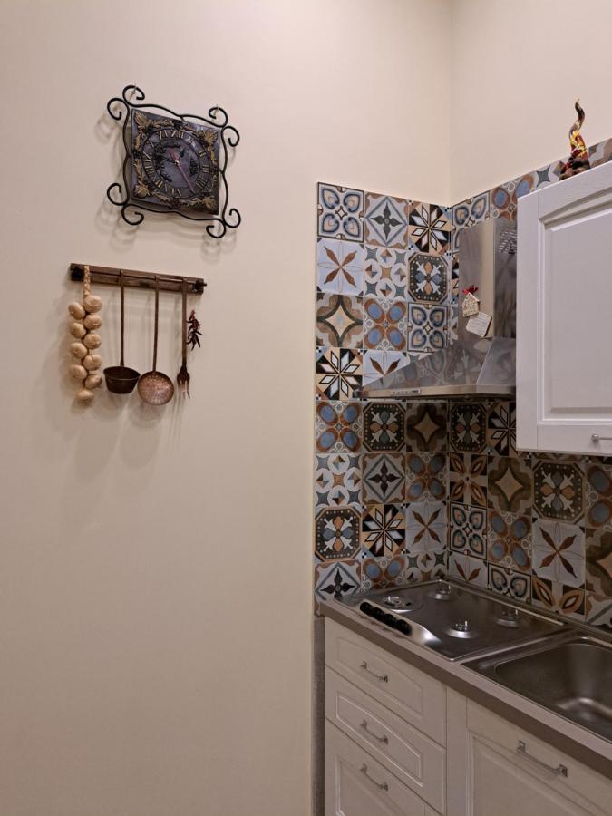 Dimora Lazzarella Apartment Naples Luaran gambar